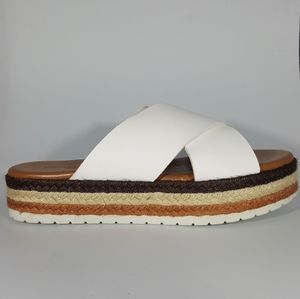 NR Rapisardi Cross Band Sandal on Woven Platform
